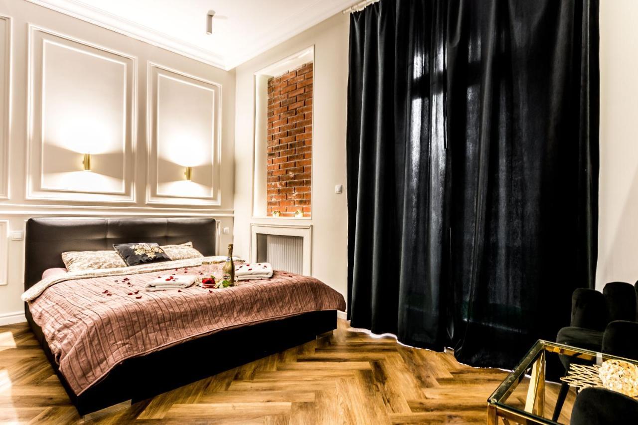 Luxury Jacuzzi Apartment Краків Екстер'єр фото